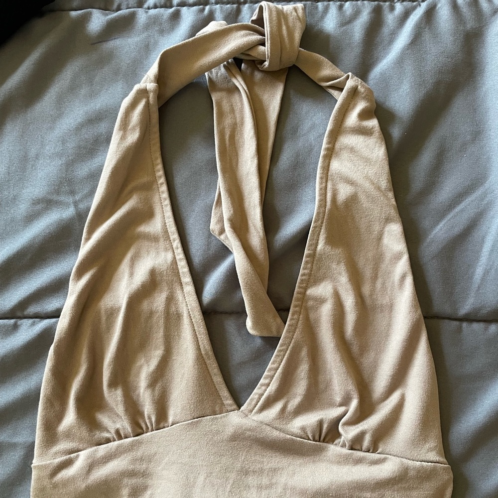 Q Fashion halter top